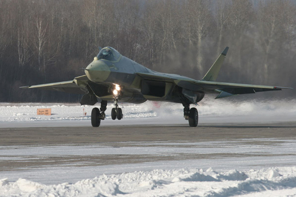 Premier vol du Sukhoi TA-50 PAK-FA