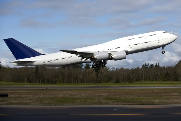 Le second Boeing 747-8 intercontinental effectue son premier vol