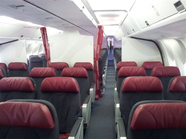 Cabine Boeing 767-300ER Air Canada Rouge 