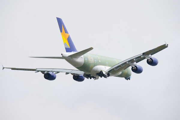 Airbus A380 Skymark Airlines