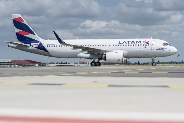 Airbus A320neo LATAM  Airlines