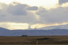 Volcan Eyjafjallajökull en éruption au sud de l'Islande
