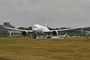 Atterrissage du Boeing 787-8 à Farnborough