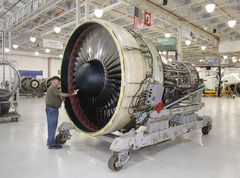 GE Powers the Lockheed Martin C-5M Super Galaxy in World Aviation Records