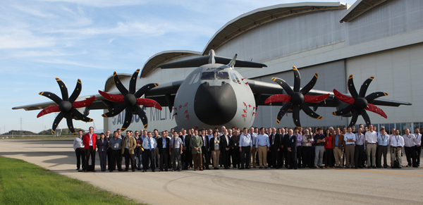 Airbus A400M sortant de l'usine