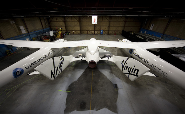 Vue arrière du SpaceShipTwo de Virgin Galactic