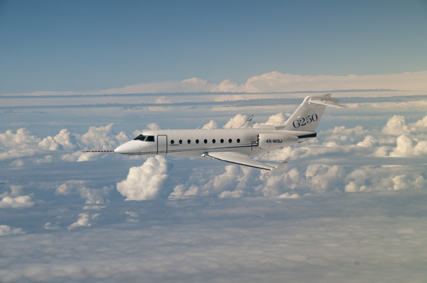 Premier vol du Gulfstream G250