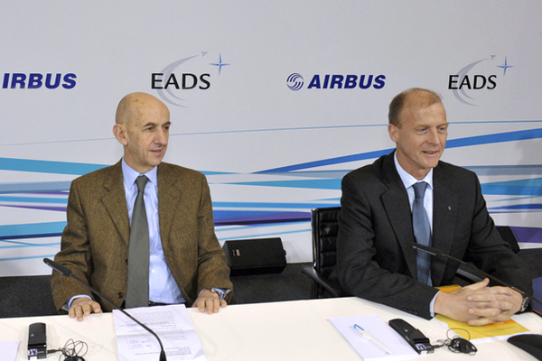 Louis Gallois, PDG d'EADS, et Tom Enders, PDG d'AIrbus, à Séville pour la conférence annuelle d'Airbus