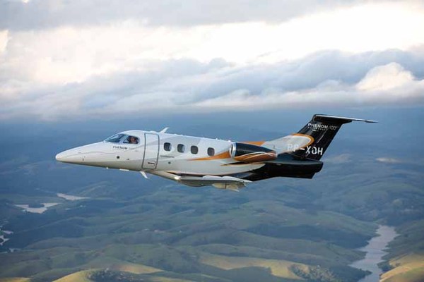 Embraer Phenom 100