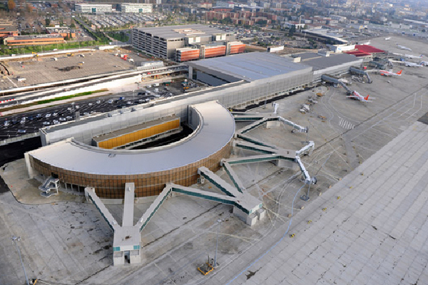 Satellite du Hall D à Toulouse