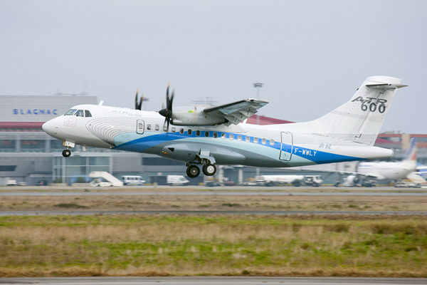 Décollage de l'ATR 42-600