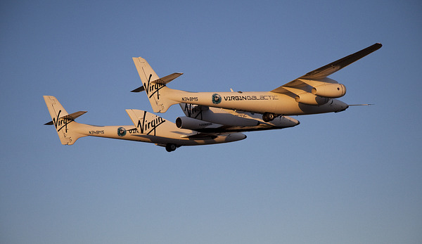 Premier vol captif du VSS Enterprise de Virgin Galactic