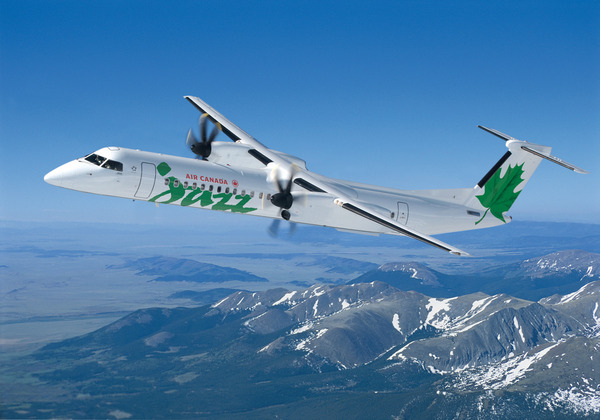 Bombardier Q400 aux couleurs de Jazz Air
