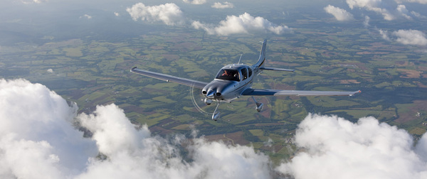 Cirrus SR22T en vol