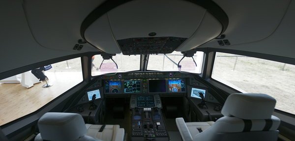 Cockpit du MC-21