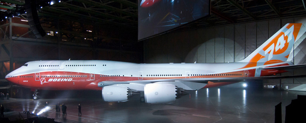 Boeing 747-8i aux nouvelles couleurs