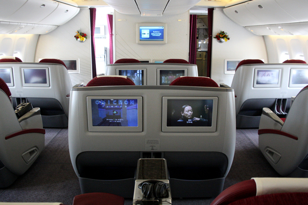 Le 777-200 LR Qatar Airways au Bourget 2011