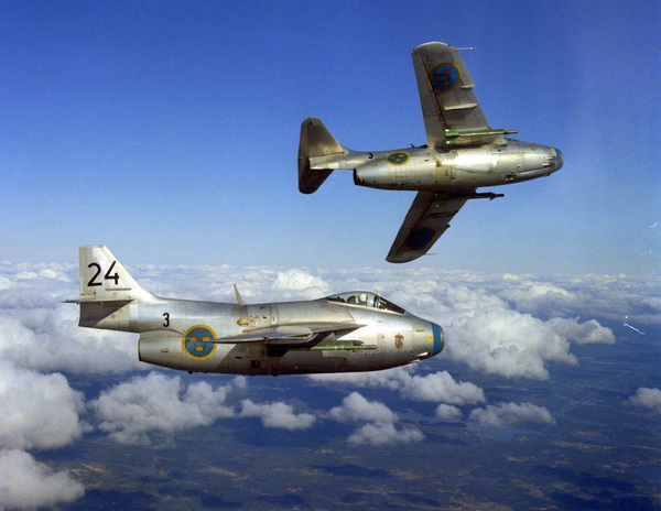 Saab J 29F Tunnan avec missile AIM-9B Sidewinder