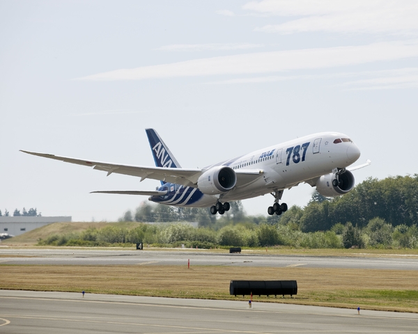 Livraison du premier Boeing 787 à la compagnie ANA