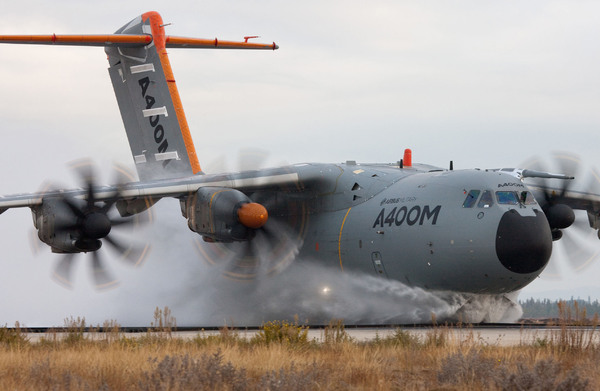 Test d'ingestion d'eau de l'Airbus A400M