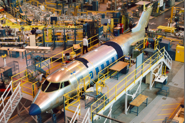 Chaîne production Bombardier Challenger