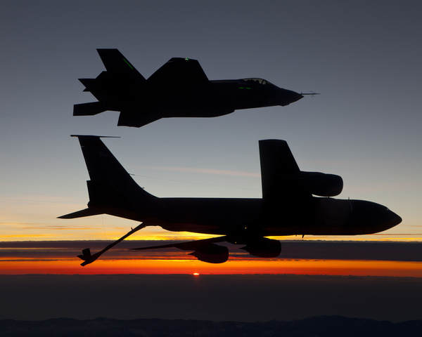 Lockheed Martin F-35 et KC-135 US AIR FORCE