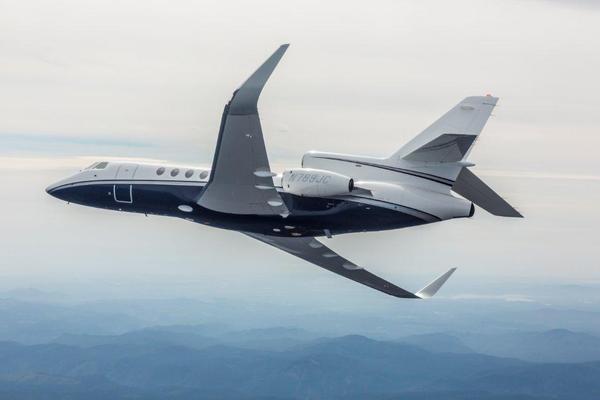 Falcon 50 avec des Blended Winglets