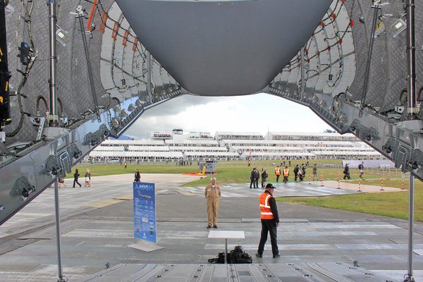 L'intérieur de l'Airbus A400 M L'intérieur de l'Airbus A400 M