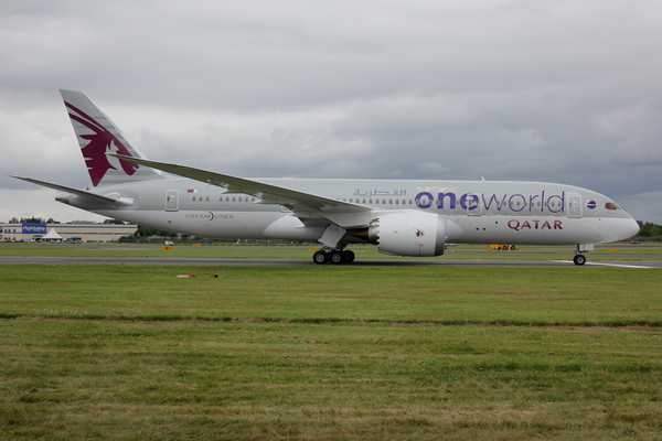 787 qatar oneworld