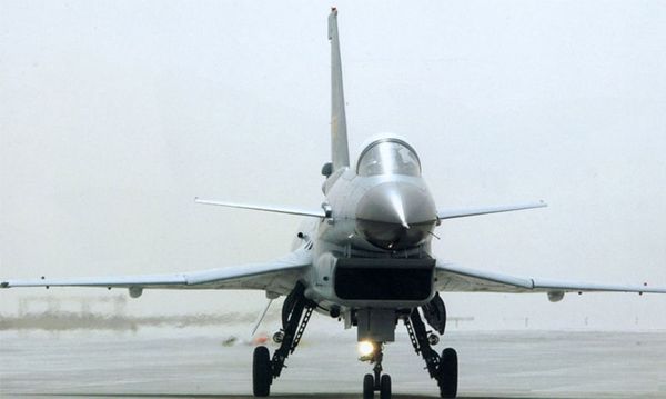 Chengdu J-10A vu de face