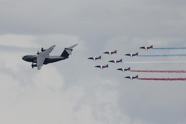 Airbus A400 et Patrouille de France