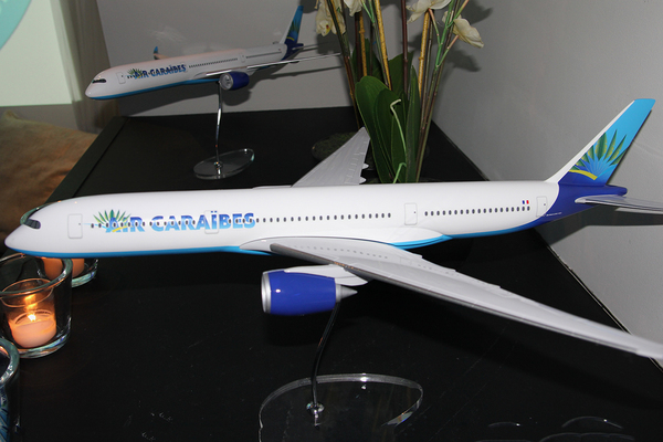 Maquette A350 Air Caraïbes