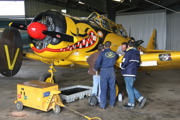 Préparatifs meeting Cerny - La Ferté-Alais 2014