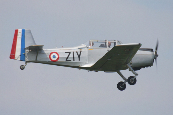 Préparatifs meeting Cerny - La Ferté-Alais 2014