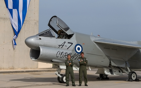 A-7 Corsair II grec