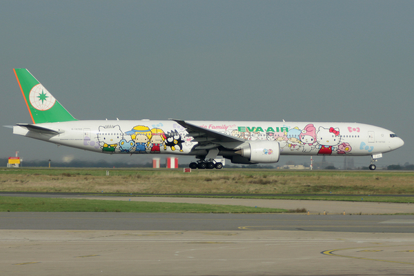 Boeing 777 Eva Air Hello Kitty