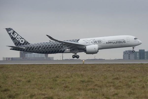 Airbus A350XWB à Paris