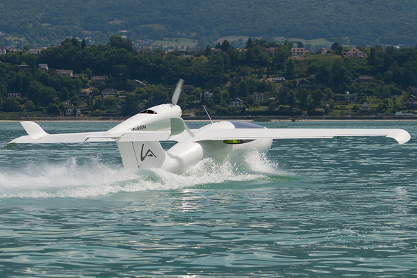 L'Akoya de Lisa Airplanes