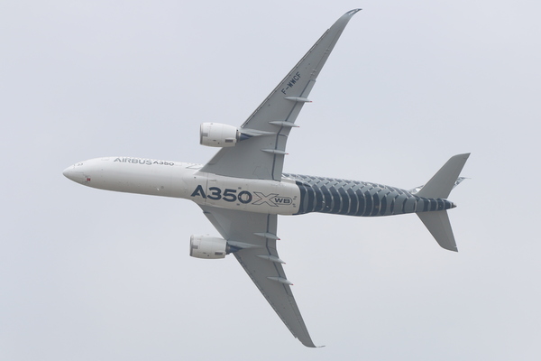 Airbus A350 XWB Carbon livery