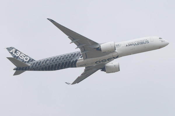 Airbus A350 XWB Carbon livery