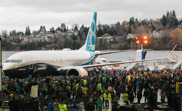 Boeing 737 MAX 8