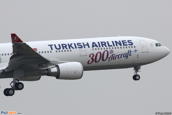 Airbus A330-300 Turkish Airlines 