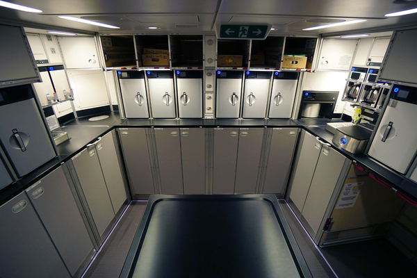 galley arrière de l'Airbus A350 de Singapore Airlines