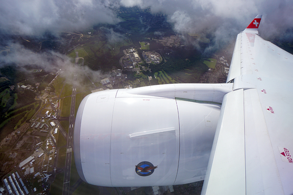 CSeries en vol au-dessus de Farnborough