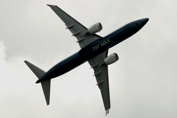 Boeing 737 MAX 8