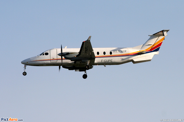 Beech 1900D Hex'Air