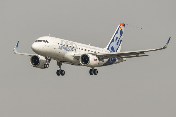 A319