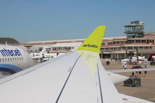 Bomabrdier Cseries CS300 Airbaltic