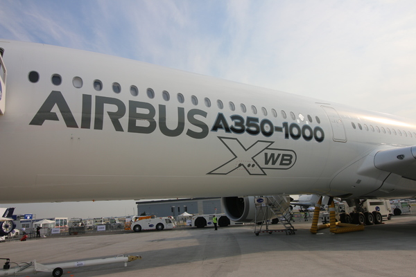 Airbus A350-1000 