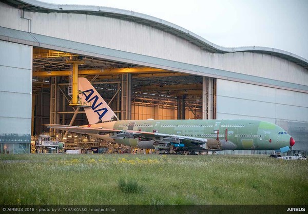 Premier Airbus A380 ANA